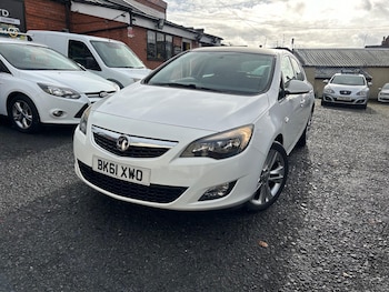 Used Vauxhall Astra 2011 for sale - 76337381: Photo