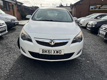 Used Vauxhall Astra 2011 for sale - 76337381: Photo