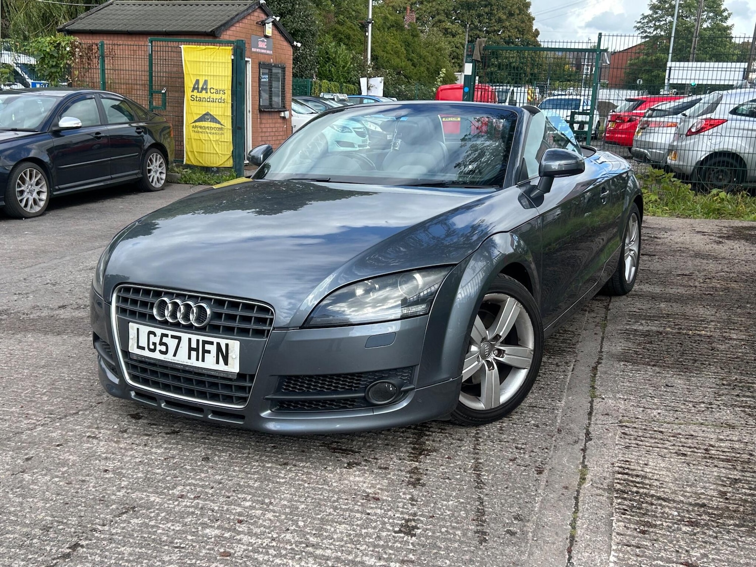 Used Audi TT for sale - 76158526: Photo 2