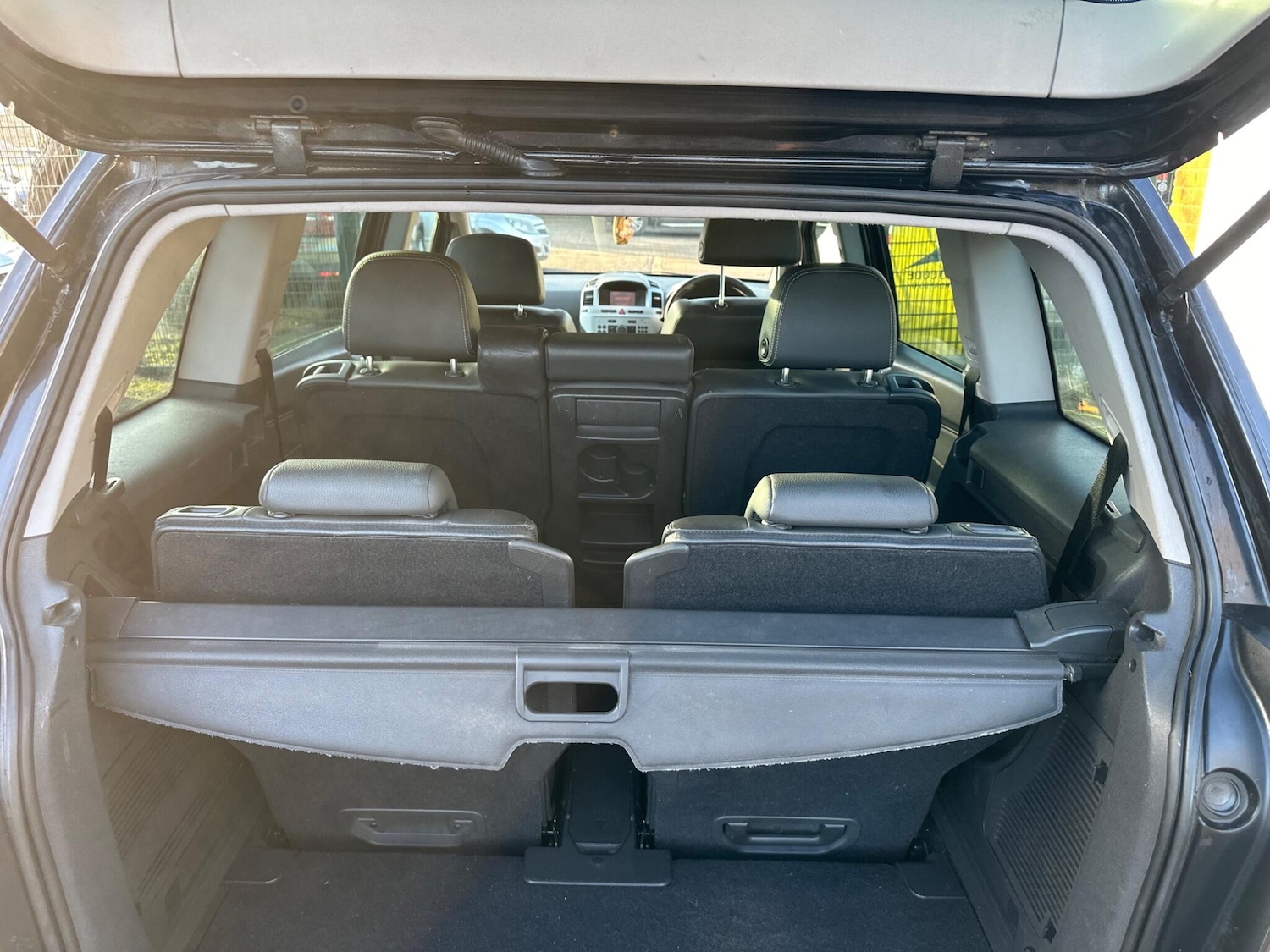 Used Vauxhall Zafira 2007 for sale - 76823766: Photo 29