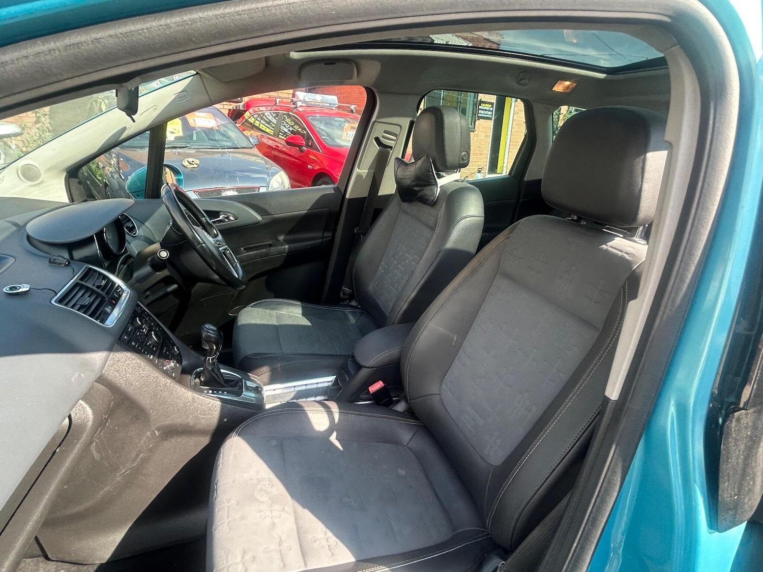 Used Vauxhall Meriva 2011 for sale - 76159037: Photo 38