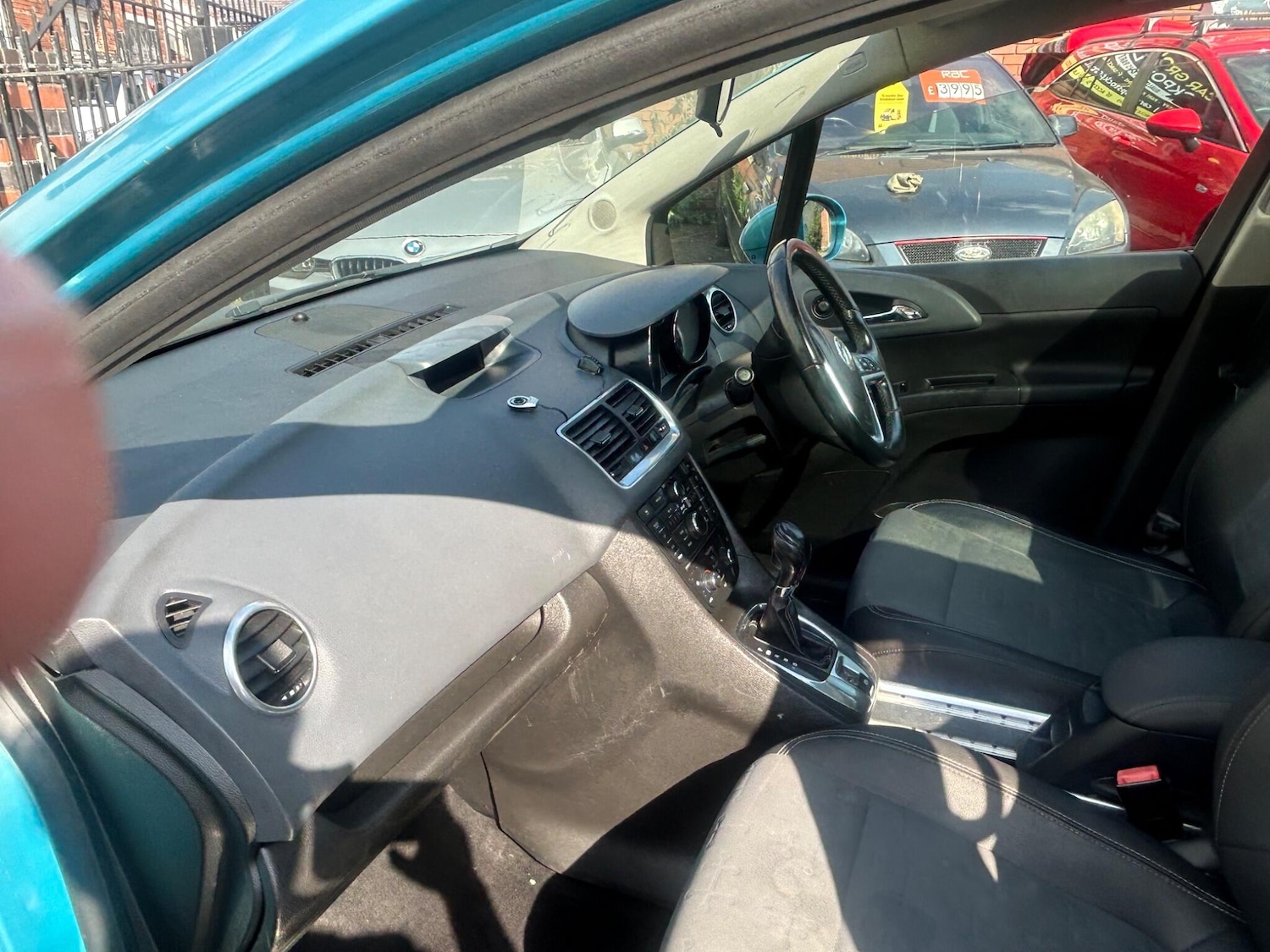 Used Vauxhall Meriva 2011 for sale - 76159037: Photo 39