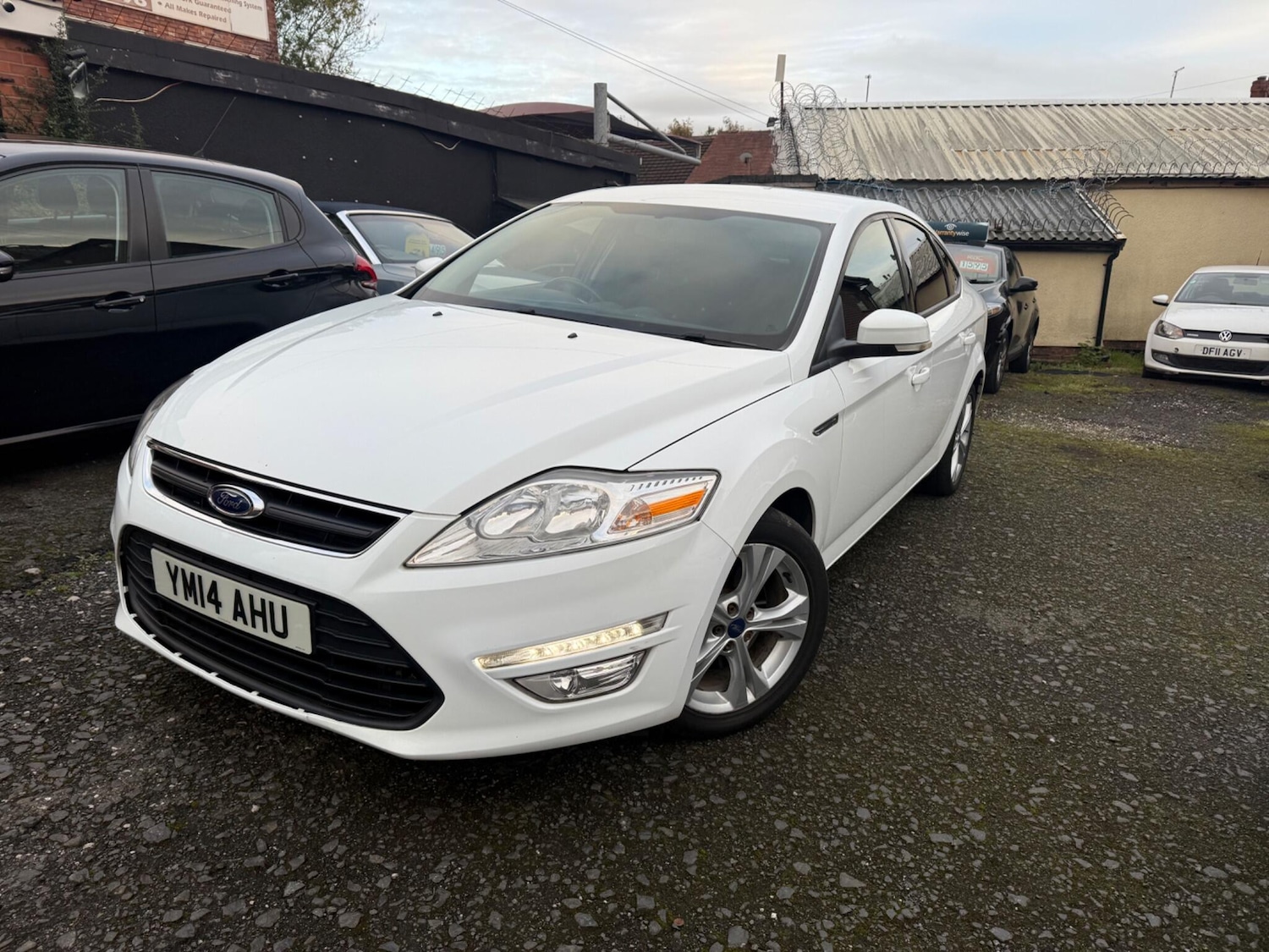 Used Ford Mondeo 2014 for sale - 76398804: Photo 4