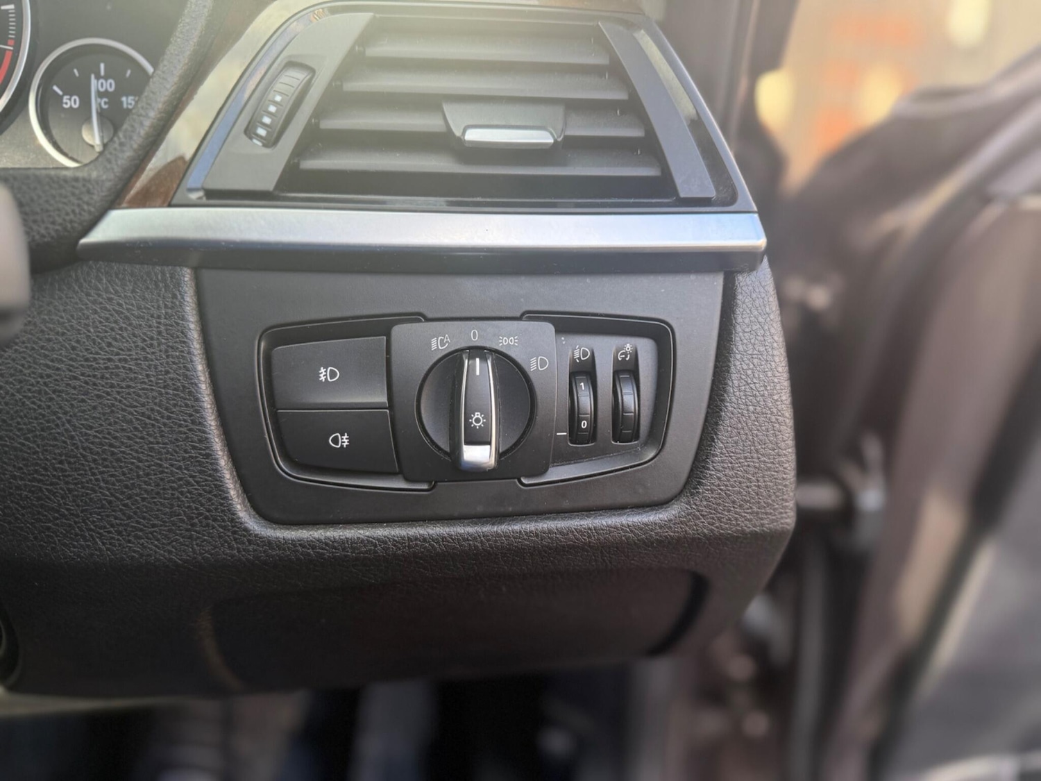 Used BMW 3 Series 2014 for sale - 76573323: Photo 23