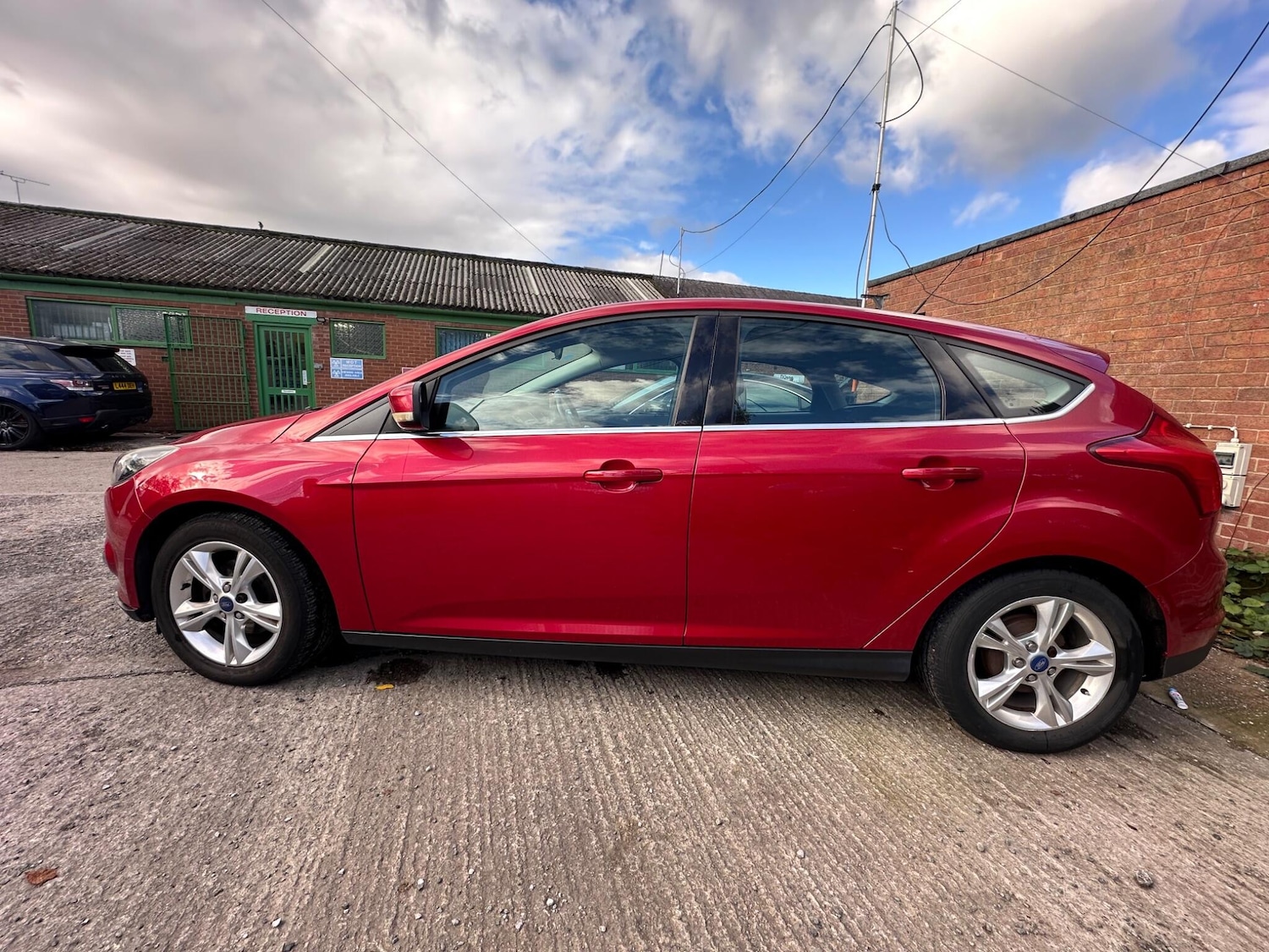 Used Ford Focus 2011 for sale - 76499319: Photo 11