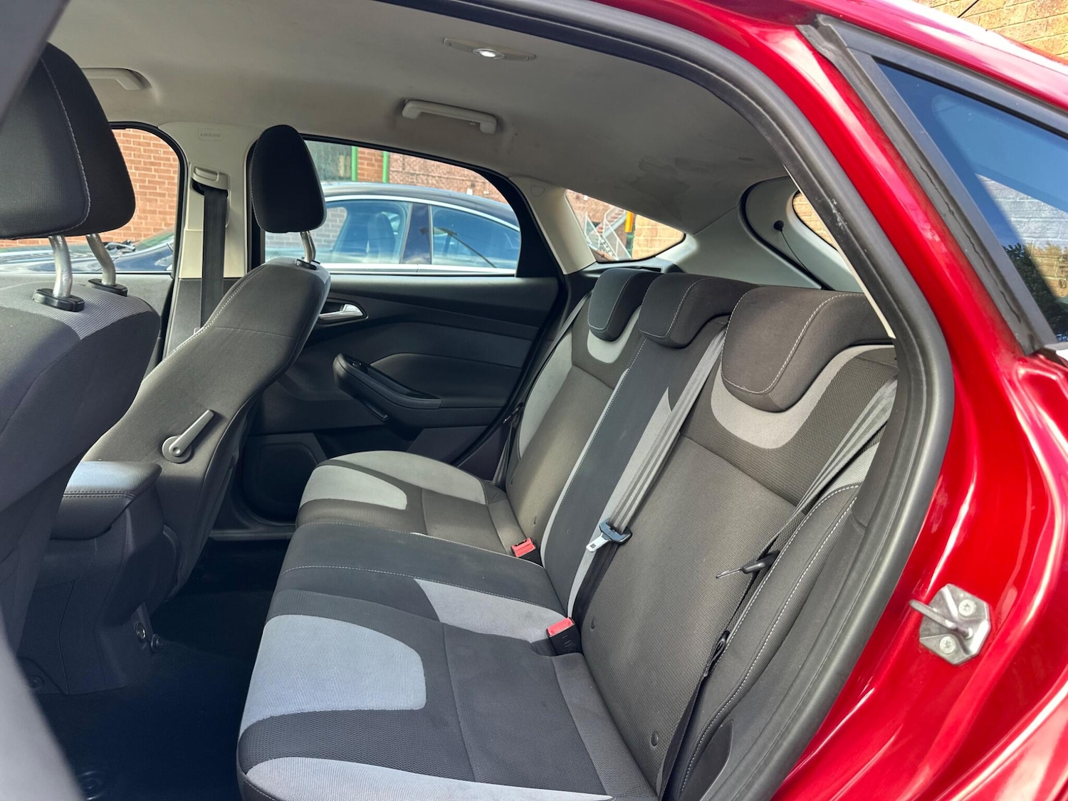 Used Ford Focus 2011 for sale - 76499319: Photo 21