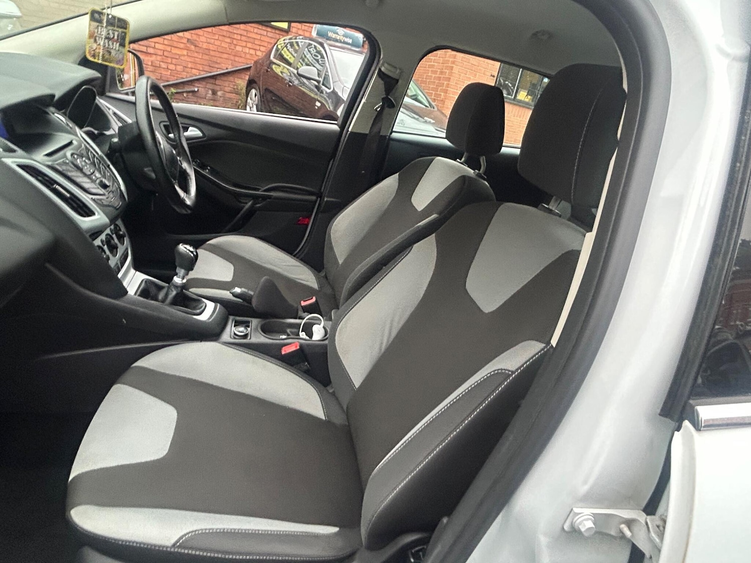 Used Ford Focus 2012 for sale - 76158555: Photo 36