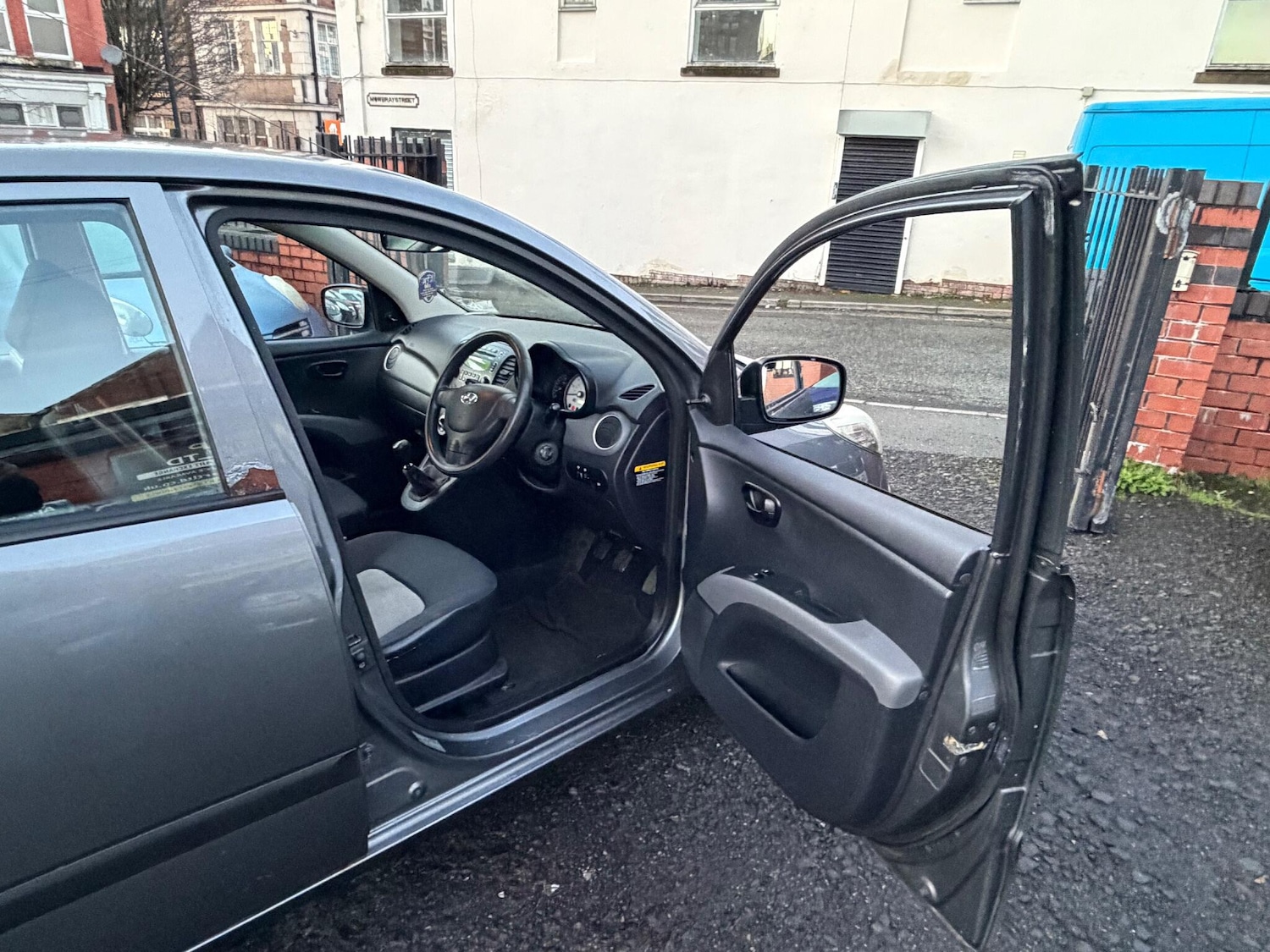 Used Hyundai i10 2009 for sale - 76952736: Photo 19