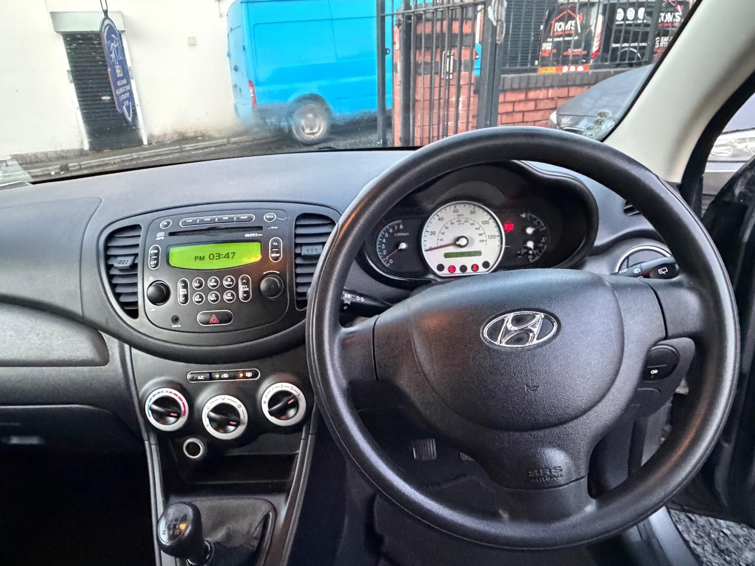 Used Hyundai i10 2009 for sale - 76952736: Photo 23