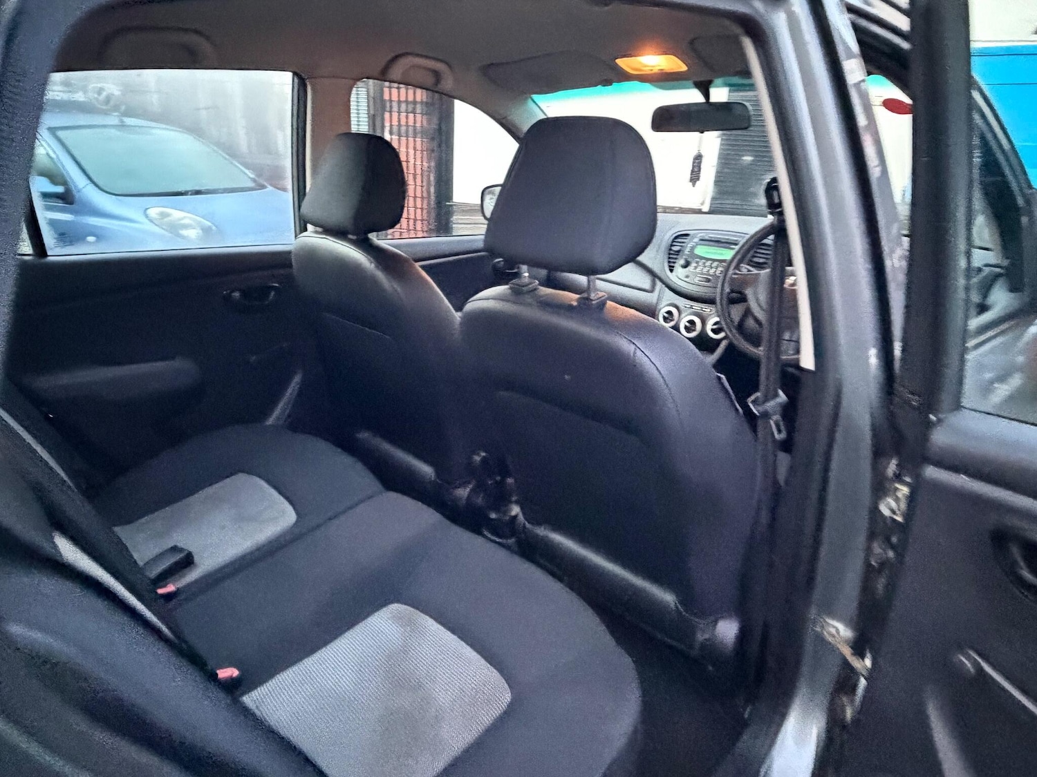 Used Hyundai i10 2009 for sale - 76952736: Photo 29