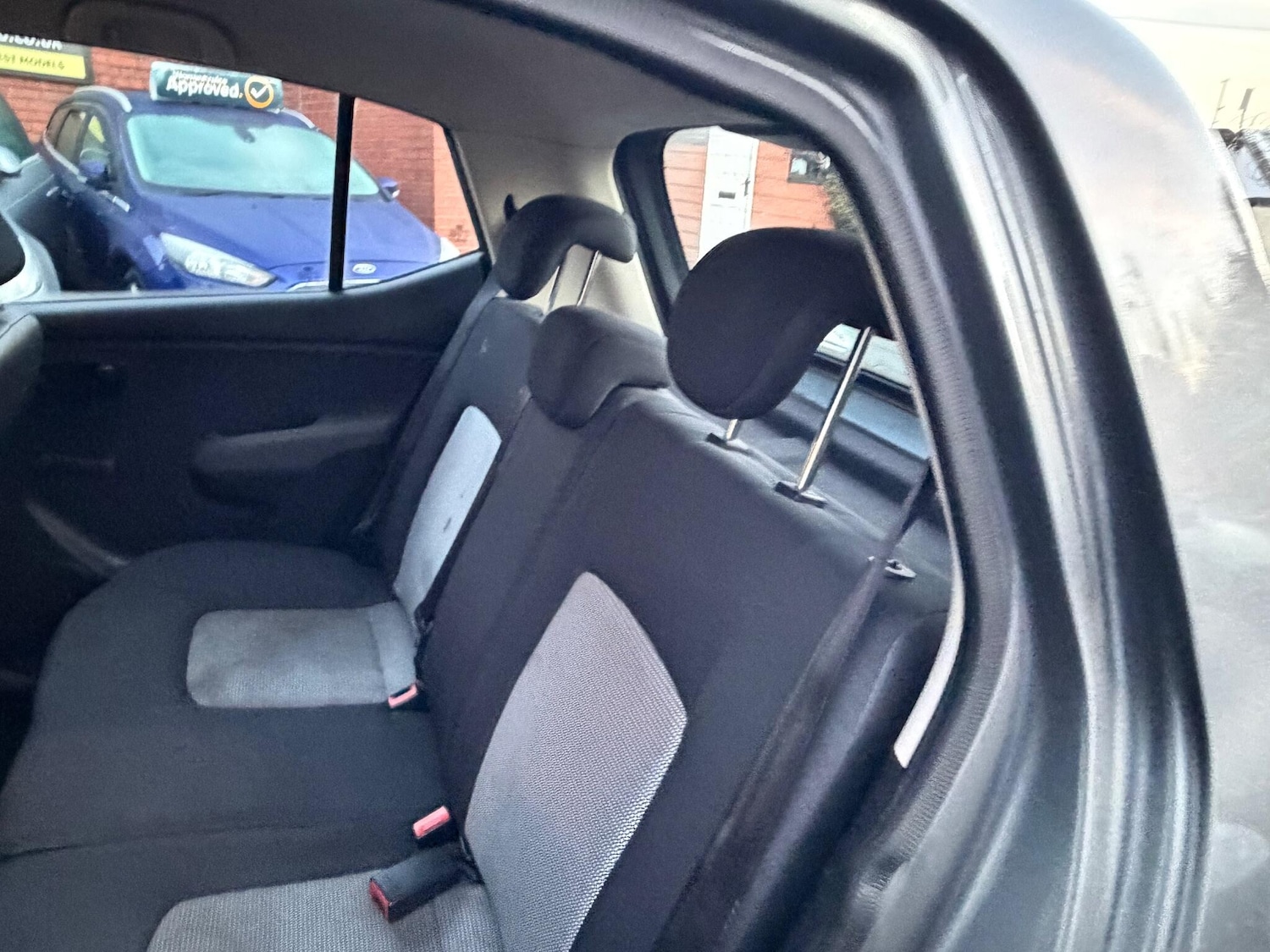 Used Hyundai i10 2009 for sale - 76952736: Photo 34