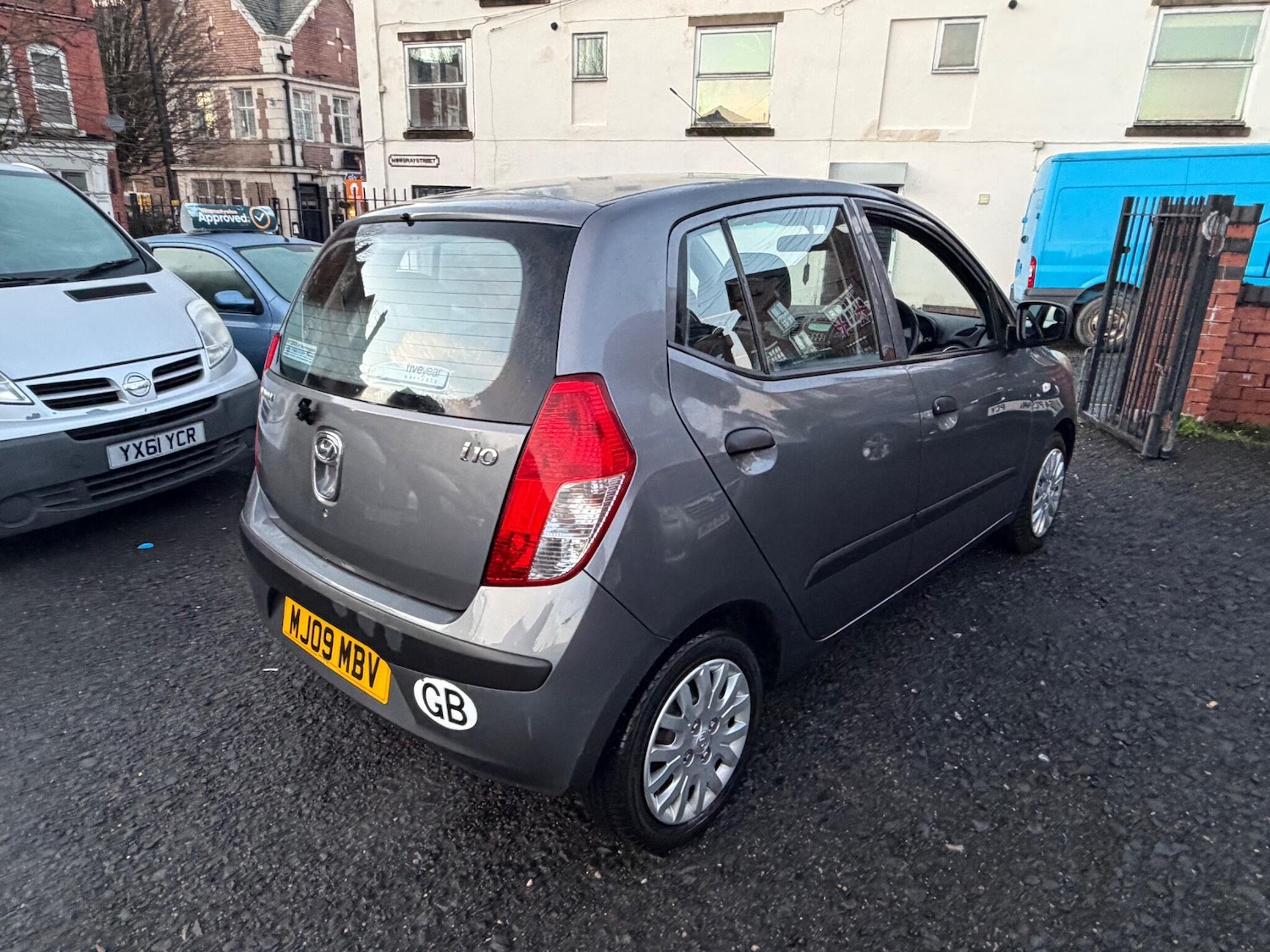 Used Hyundai i10 2009 for sale - 76952736: Photo 7