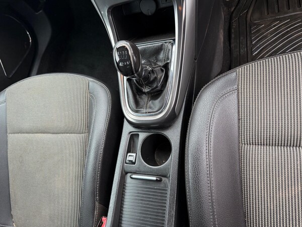 Used Vauxhall Astra 2011 for sale - 76259530: Photo 15