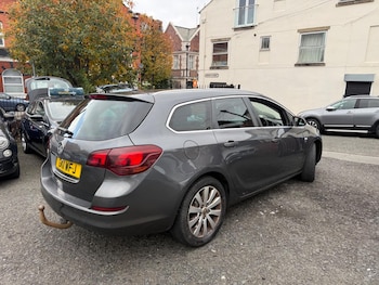 Used Vauxhall Astra 2011 for sale - 76259530: Photo