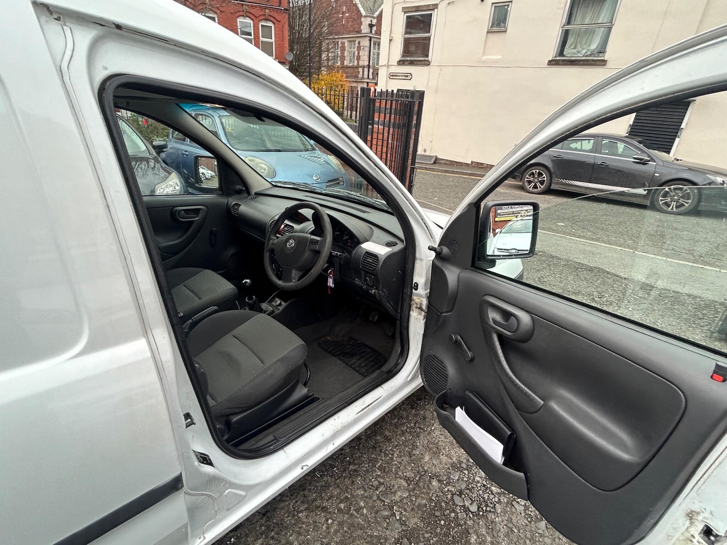 Used Vauxhall Combo 2011 for sale - 76953599: Photo 21
