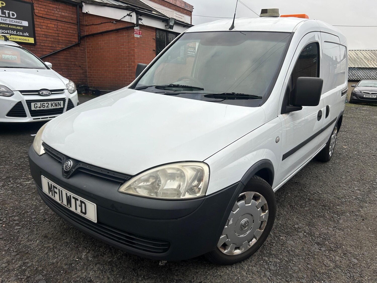 Used Vauxhall Combo 2011 for sale - 76953599: Photo 4