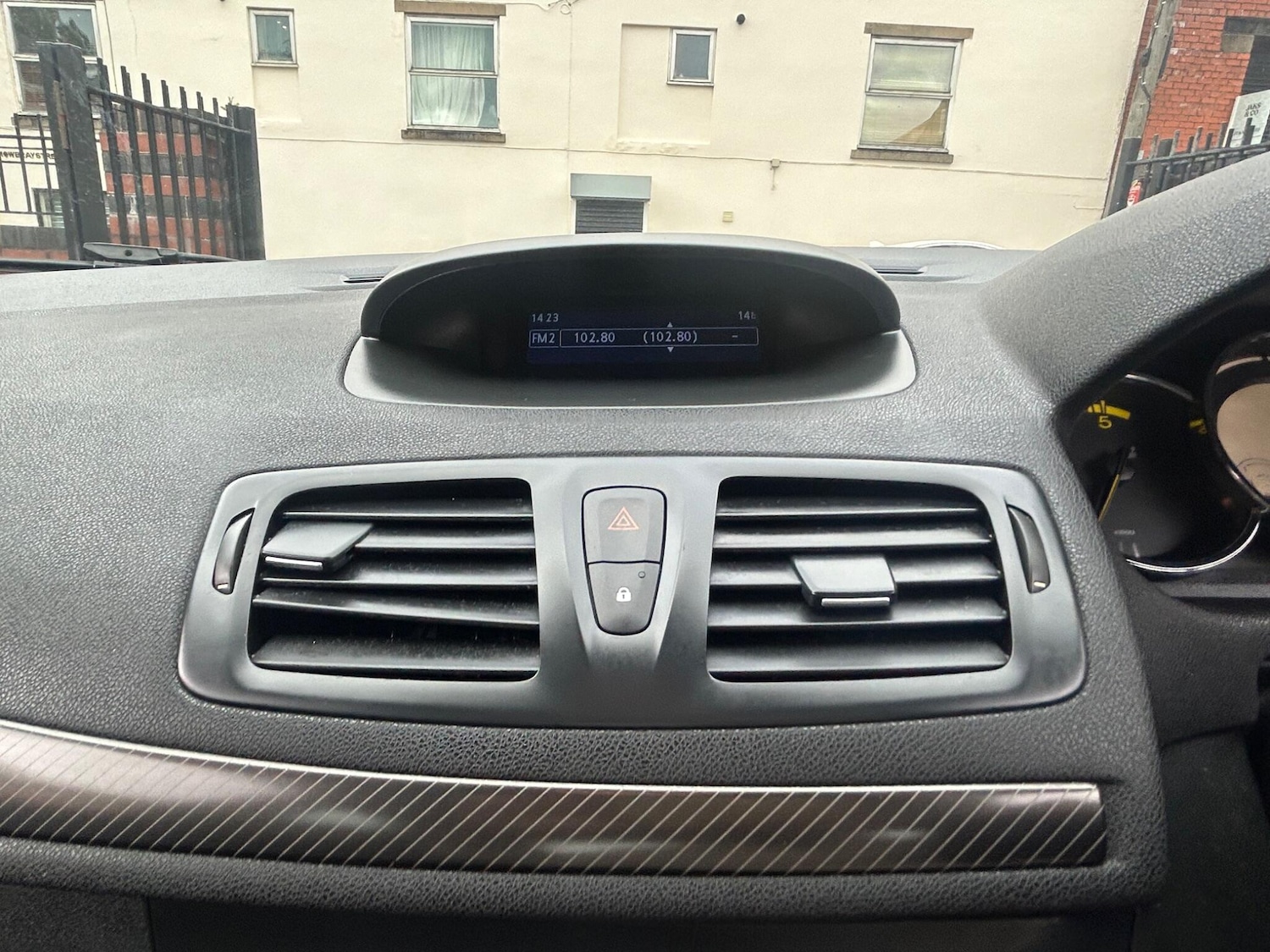 Used Renault Megane for sale - 76550631: Photo 25