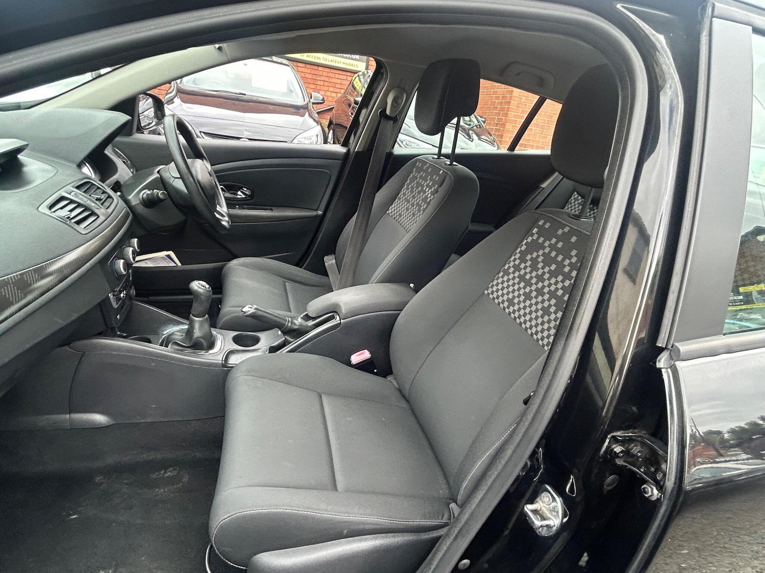 Used Renault Megane for sale - 76550631: Photo 38