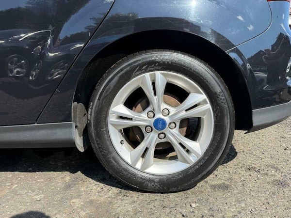 Used Ford Focus 2011 for sale - 76158823: Photo 12