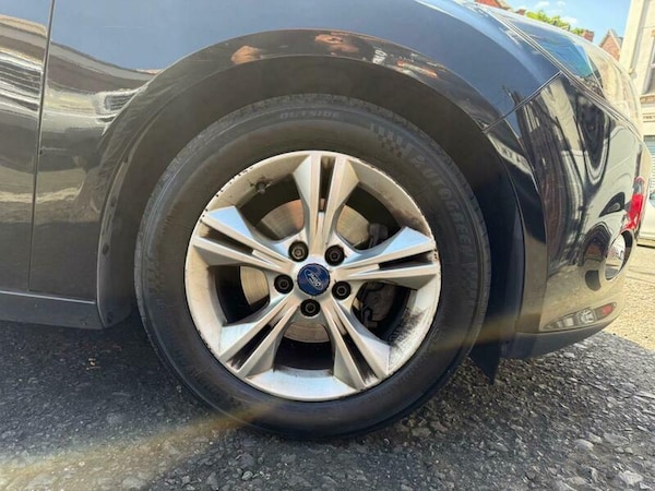 Used Ford Focus 2011 for sale - 76158823: Photo 14