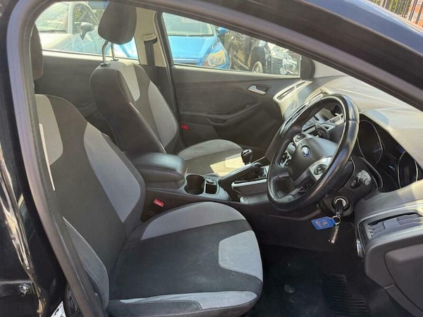 Used Ford Focus 2011 for sale - 76158823: Photo 17