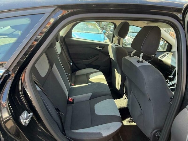 Used Ford Focus 2011 for sale - 76158823: Photo 21