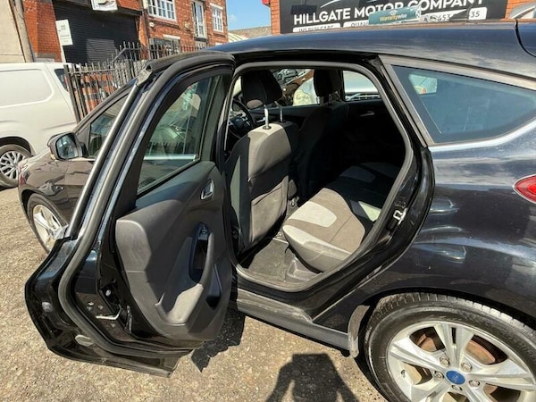 Used Ford Focus 2011 for sale - 76158823: Photo 23