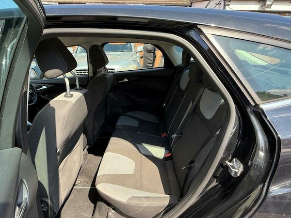 Used Ford Focus 2011 for sale - 76158823: Photo 25