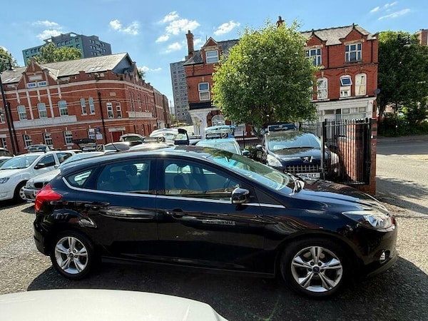 Used Ford Focus 2011 for sale - 76158823: Photo 6