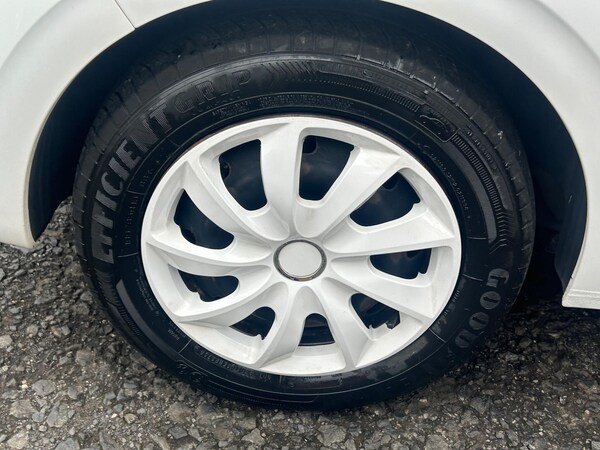Used Peugeot 208 2014 for sale - 76199882: Photo 17