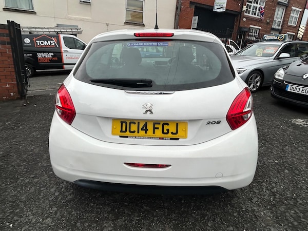 Used Peugeot 208 2014 for sale - 76199882: Photo 9