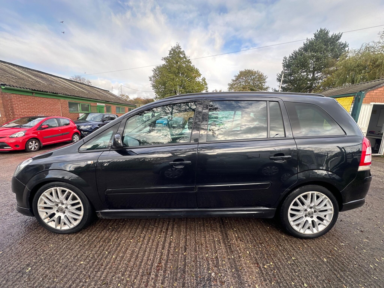 Used Vauxhall Zafira 2012 for sale - 76952740: Photo 10