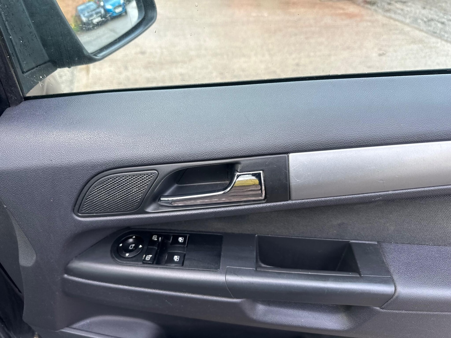 Used Vauxhall Zafira 2012 for sale - 76952740: Photo 12