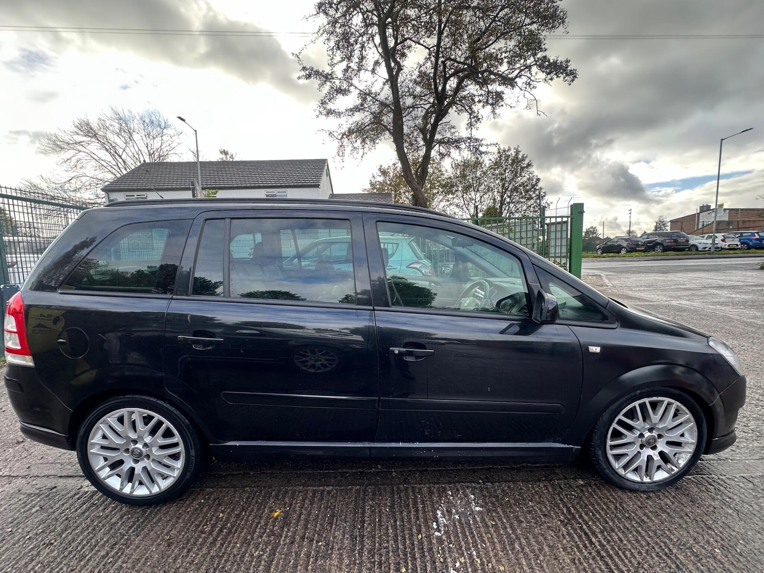 Used Vauxhall Zafira 2012 for sale - 76952740: Photo 5
