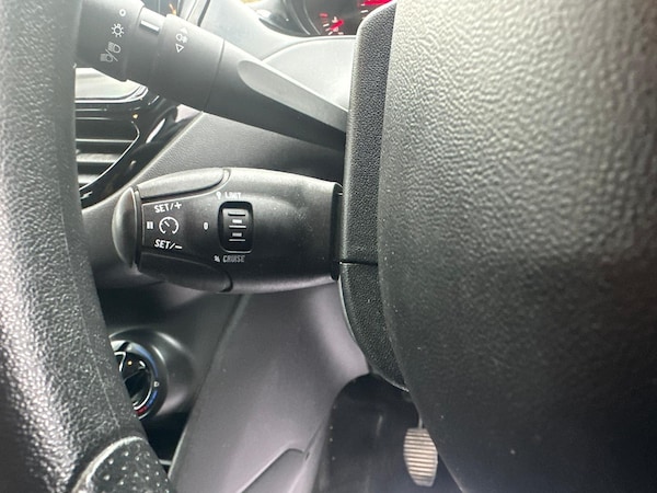 Used Peugeot 208 2014 for sale - 76269631: Photo 18