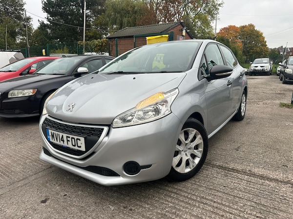 Used Peugeot 208 2014 for sale - 76269631: Photo 1