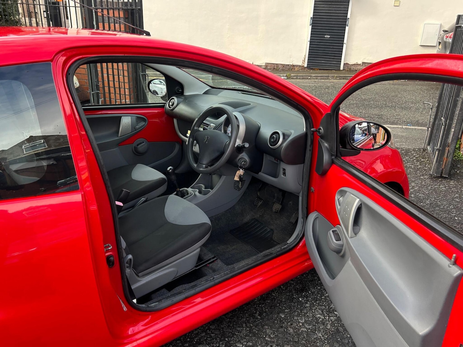 Used Peugeot 107 2008 for sale - 76158376: Photo 14