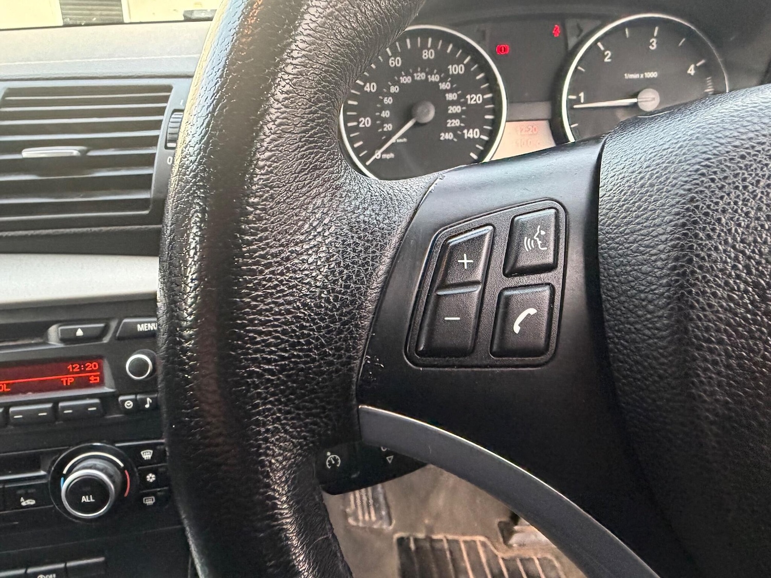 Used BMW 1 Series 2009 for sale - 76953335: Photo 24