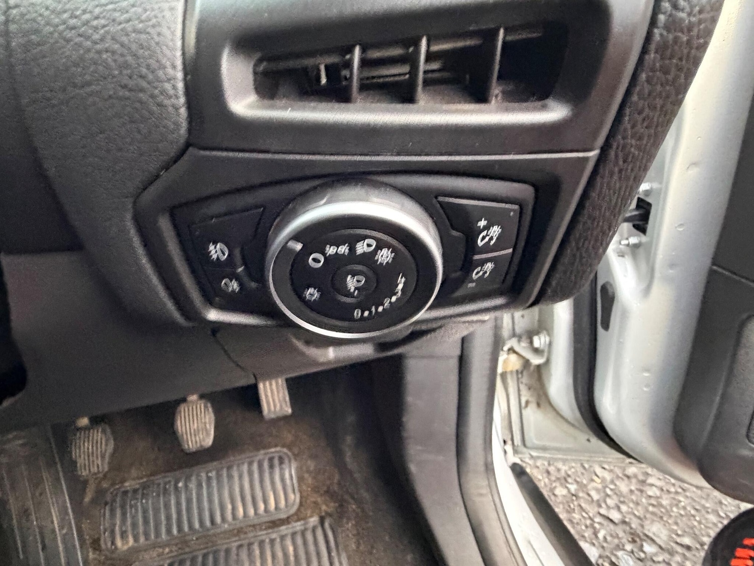 Used Ford Focus 2015 for sale - 76765584: Photo 27