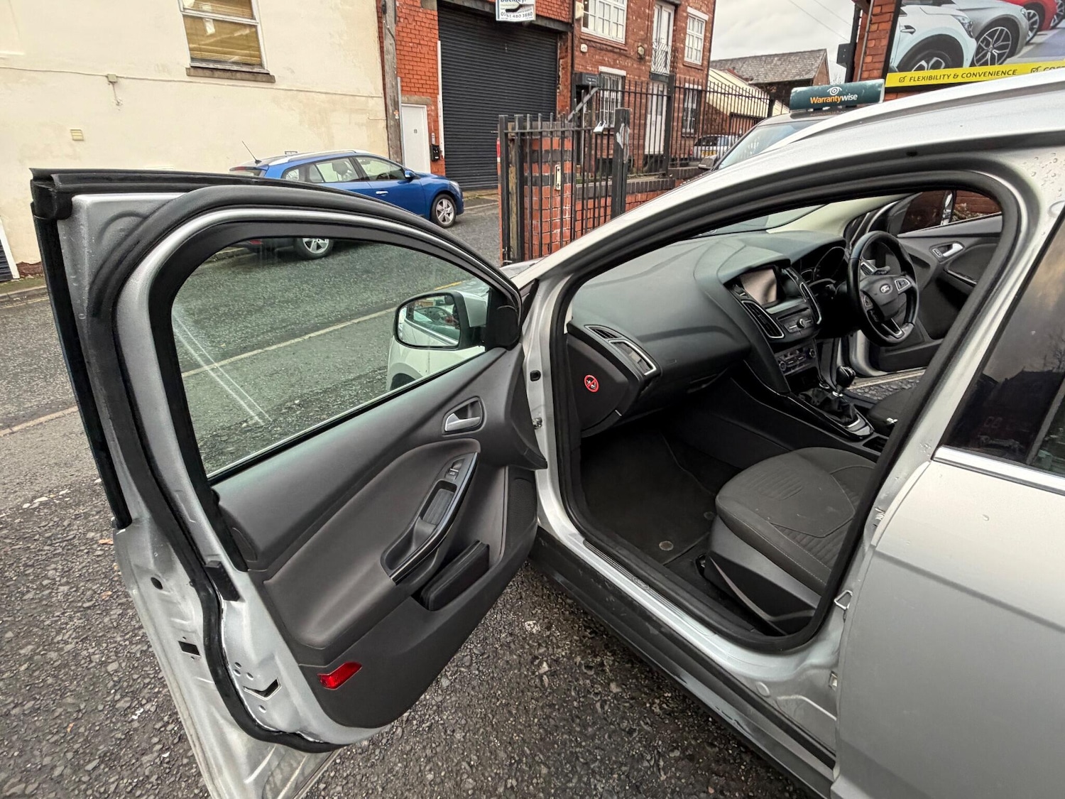 Used Ford Focus 2015 for sale - 76765584: Photo 36