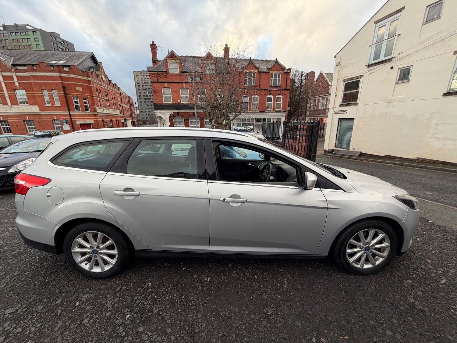 Used Ford Focus 2015 for sale - 76765584: Photo 6