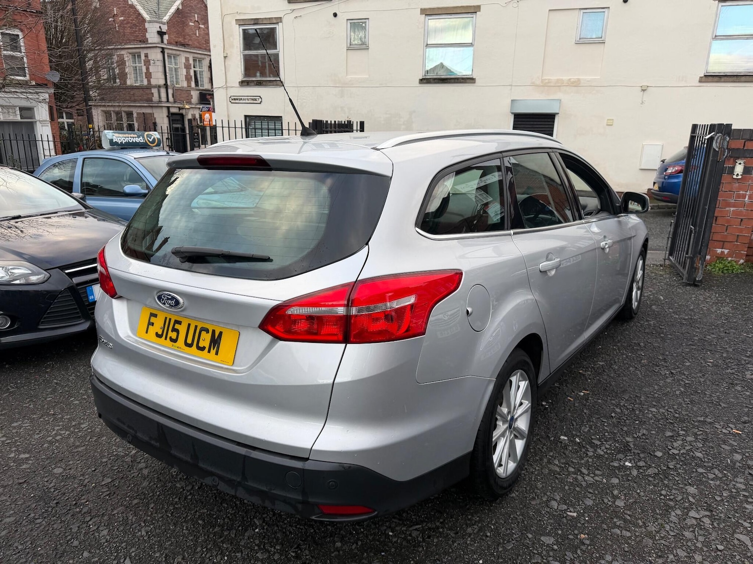 Used Ford Focus 2015 for sale - 76765584: Photo 7