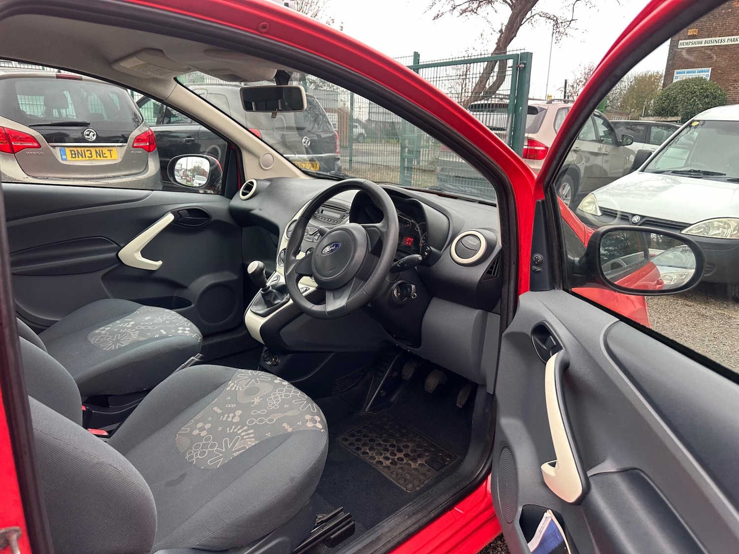 Used Ford Ka 2012 for sale - 76952323: Photo 11