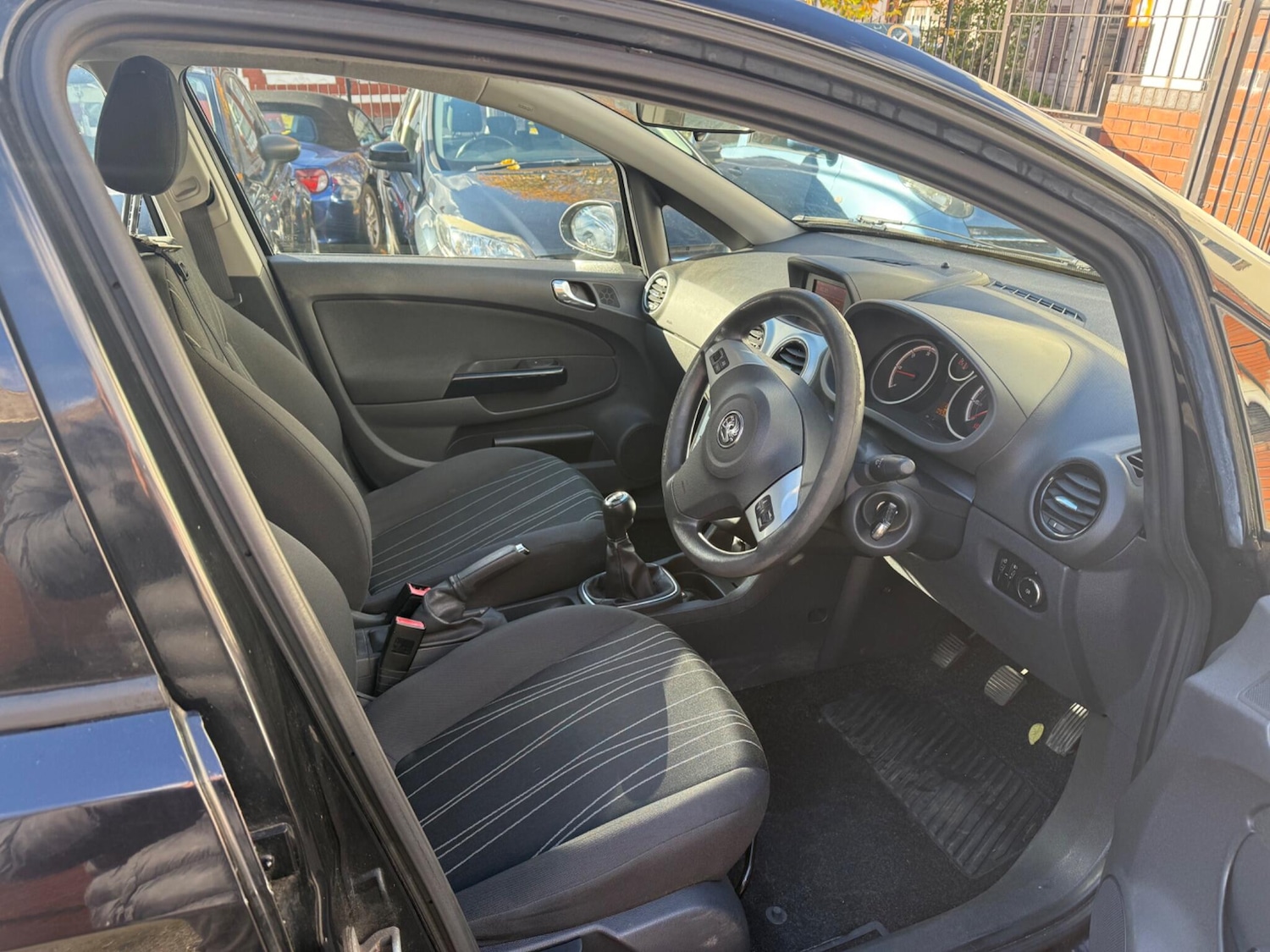 Used Vauxhall Corsa 2010 for sale - 76953500: Photo 11