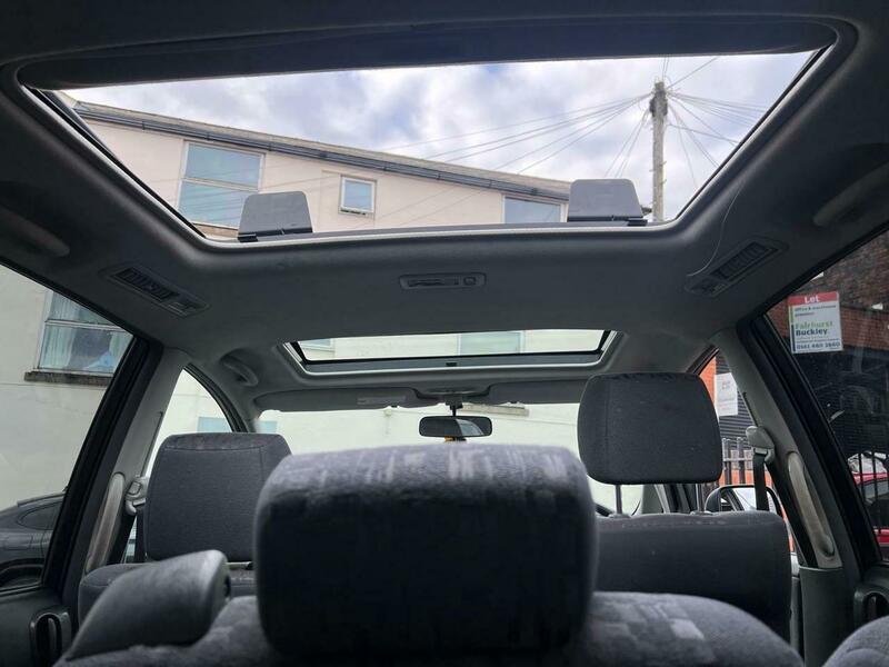 Used Toyota Previa 2005 for sale - 76158458: Photo 37