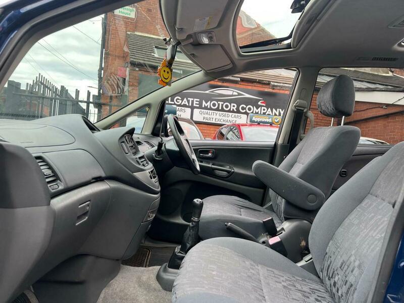 Used Toyota Previa 2005 for sale - 76158458: Photo 45