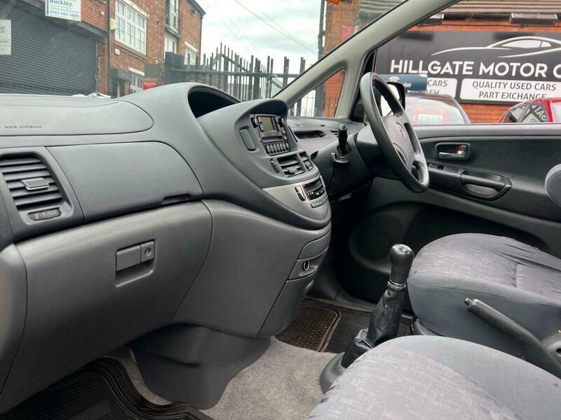 Used Toyota Previa 2005 for sale - 76158458: Photo 46