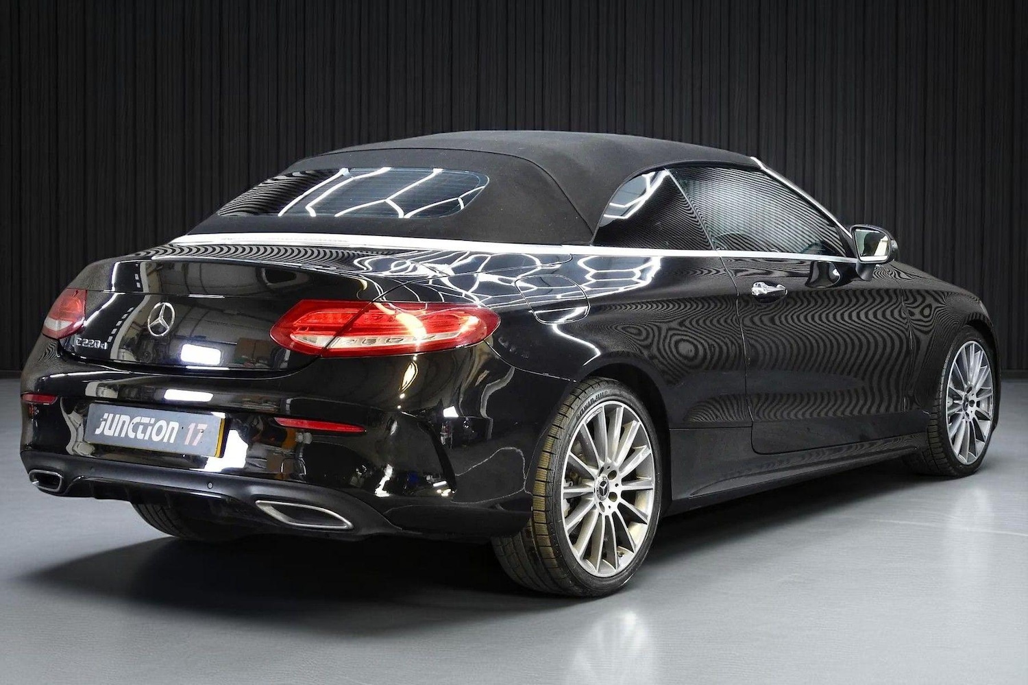 Used Mercedes-Benz C Class 2017 for sale - 76660403: Photo 10