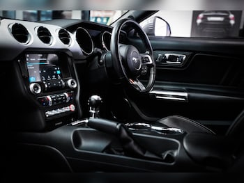 Used Ford Mustang 2016 for sale - 79132481: Photo