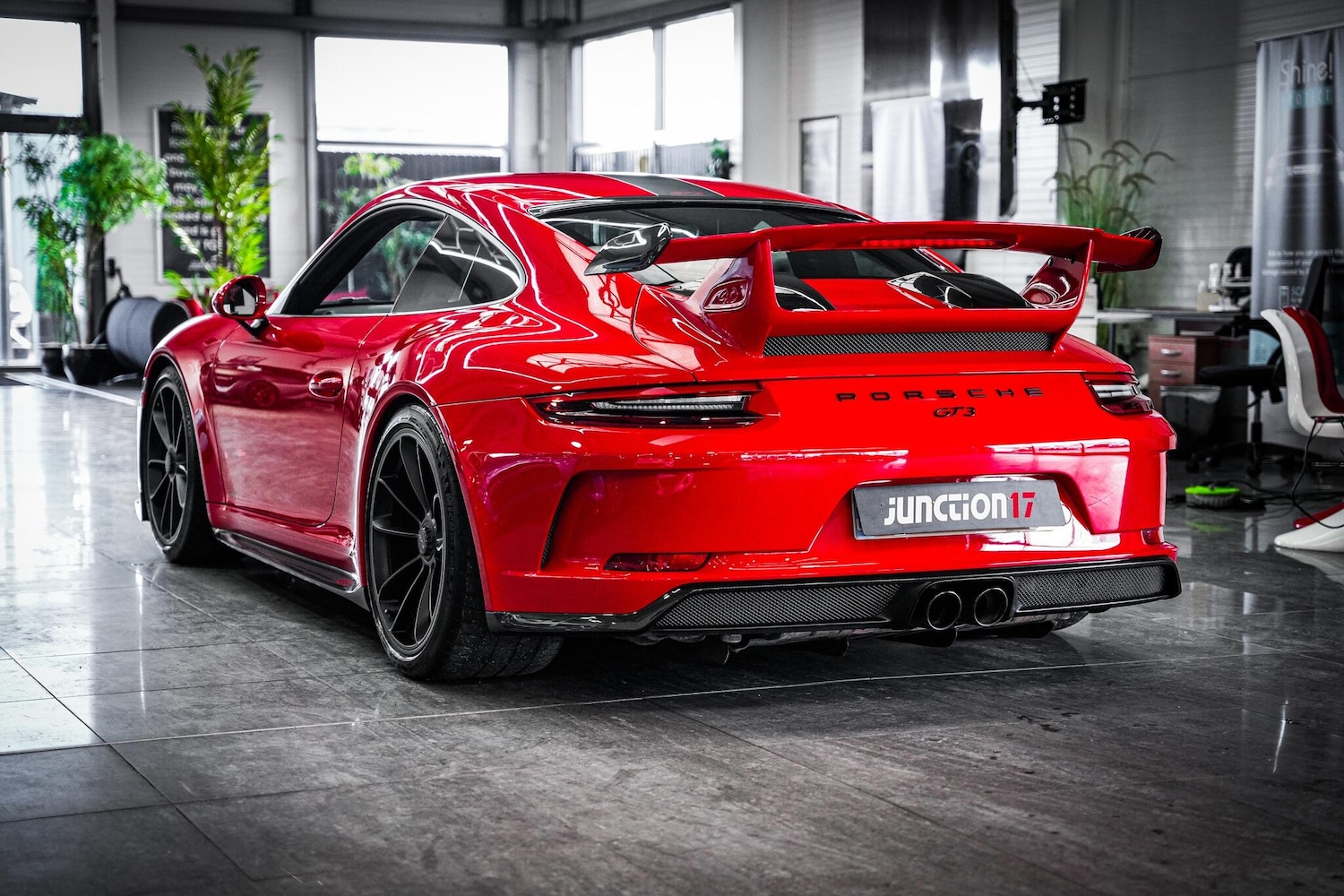 Used Porsche 911 2018 for sale - 77131835: Photo 17